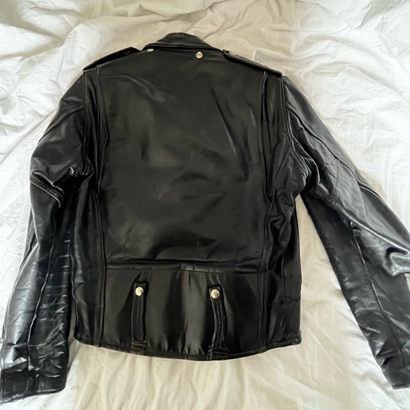 Woman’s Harley-Davidson leather motorcycle jacket - Picture 2 of 10